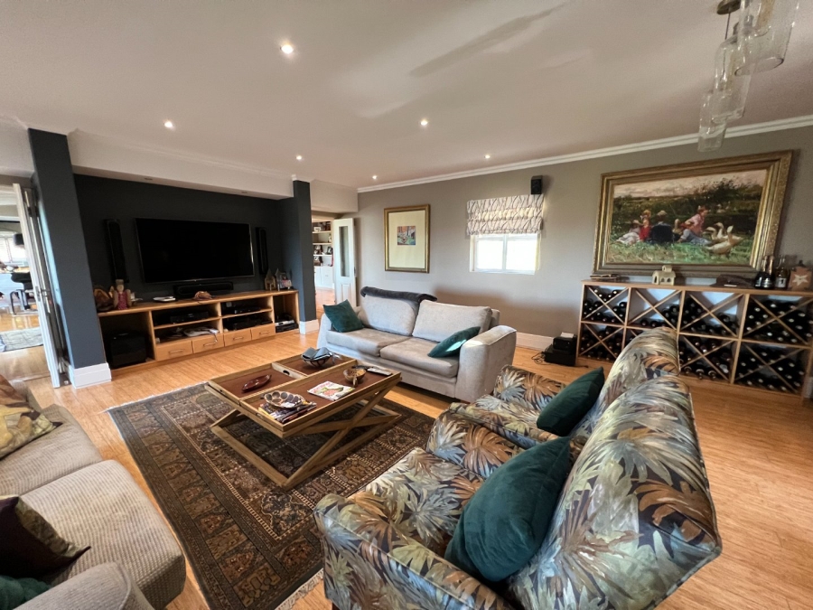 5 Bedroom Property for Sale in Bonnie Doone Eastern Cape